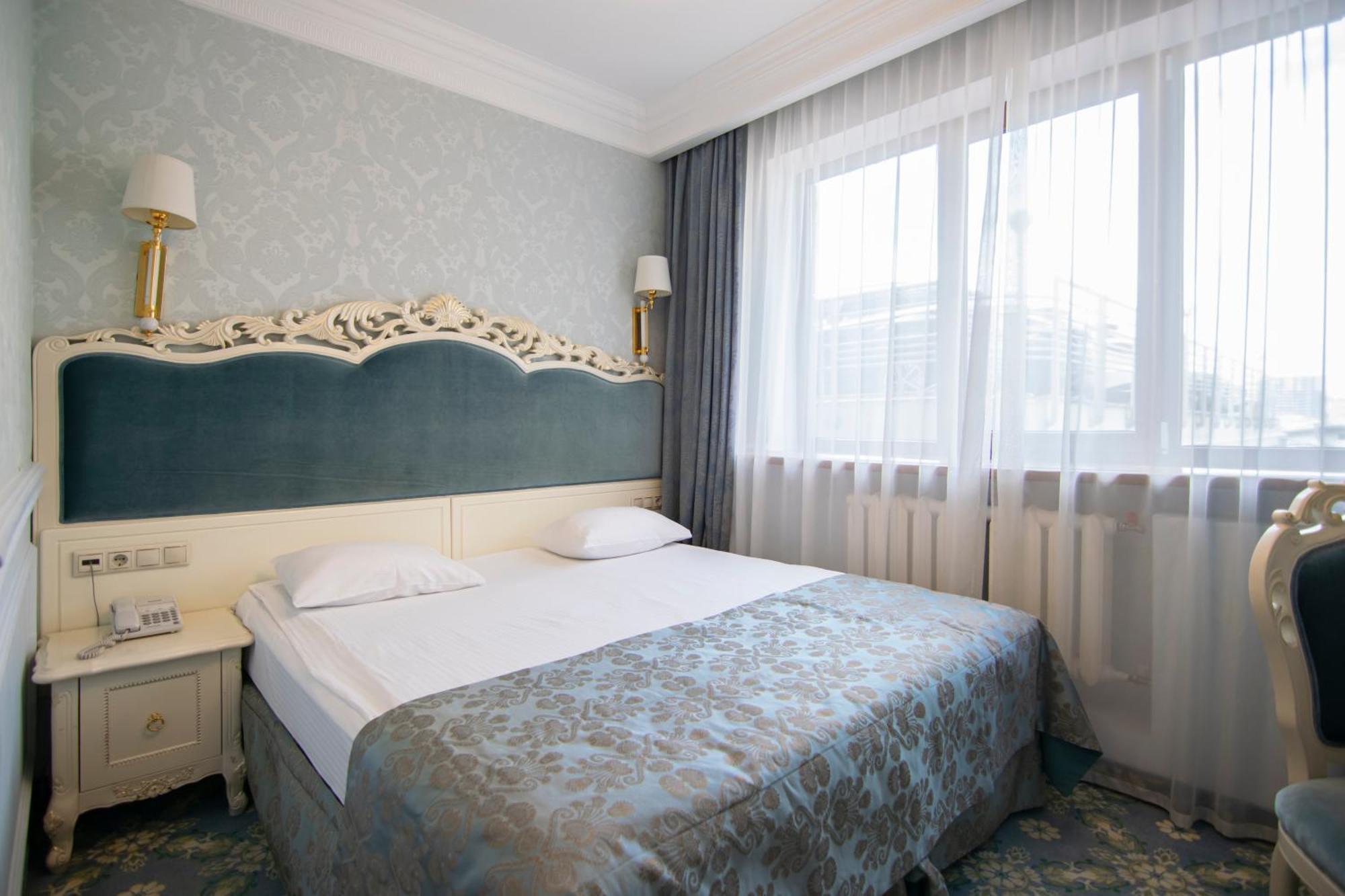 Royal Olympic Hotel Kiev Bagian luar foto