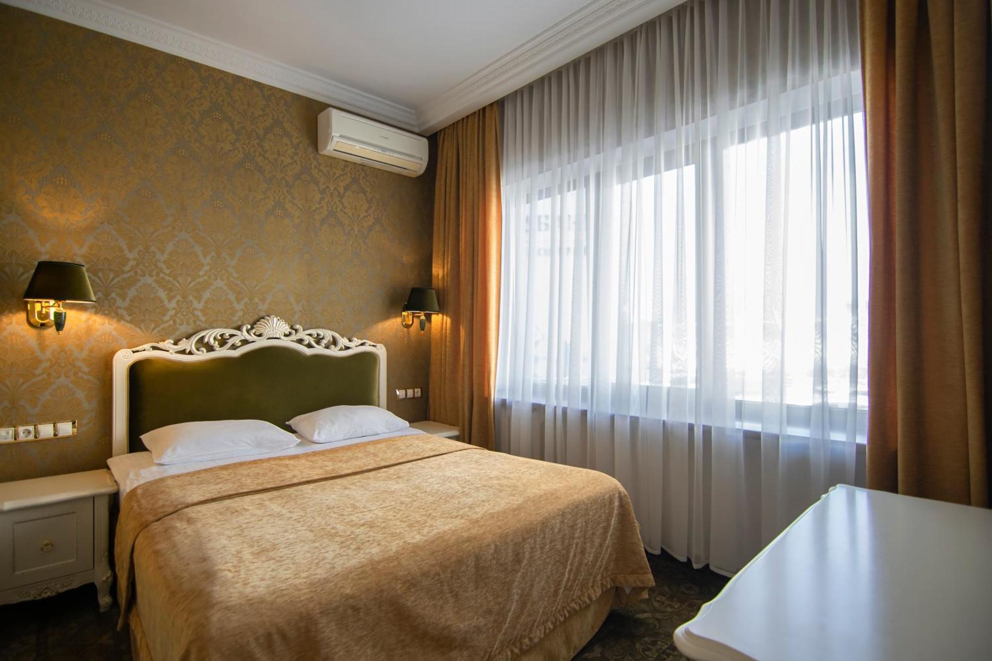 Royal Olympic Hotel Kiev Bagian luar foto