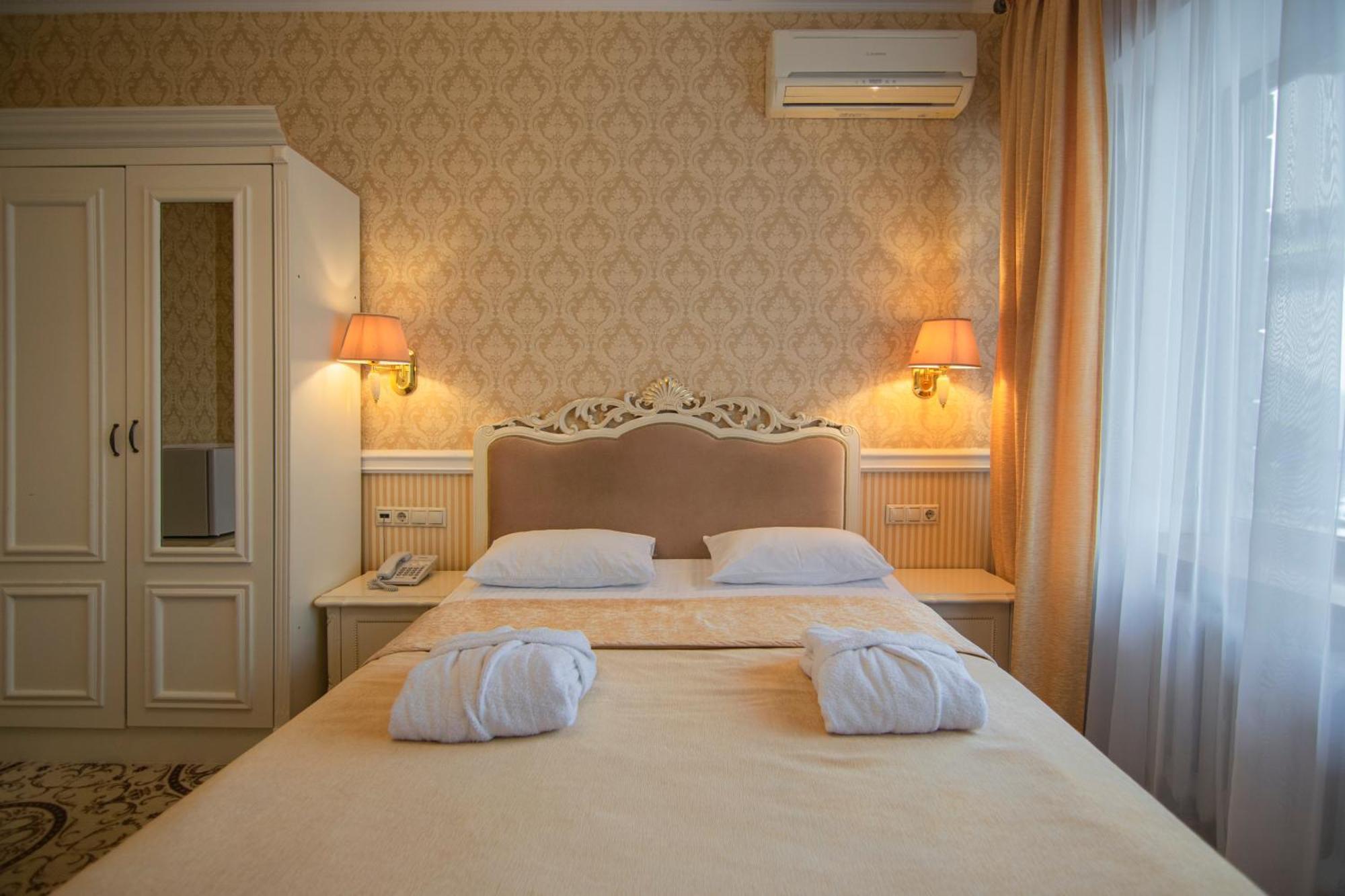 Royal Olympic Hotel Kiev Bagian luar foto