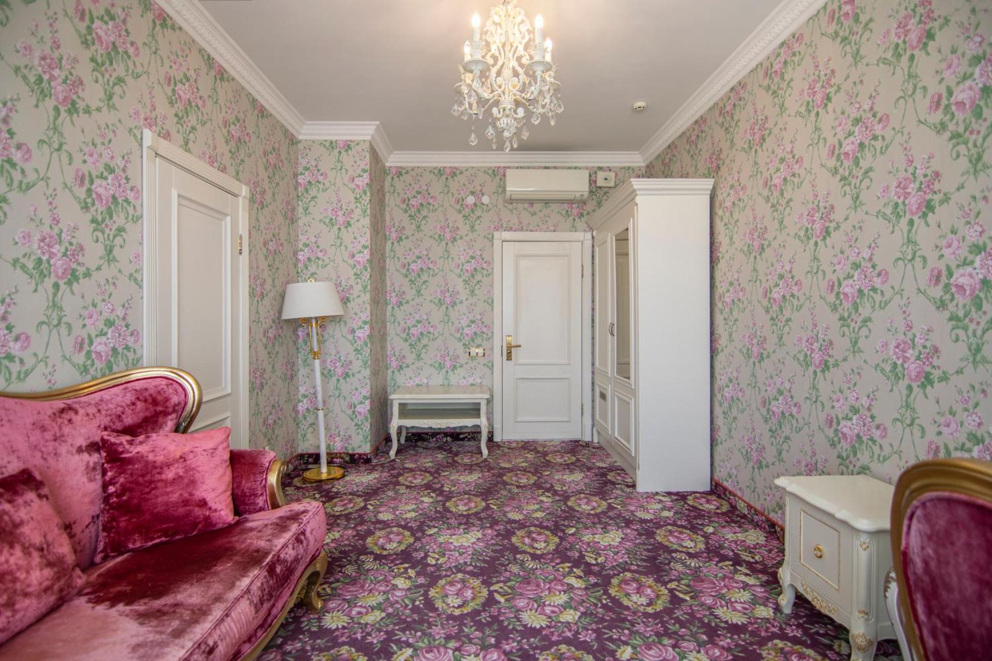 Royal Olympic Hotel Kiev Bagian luar foto
